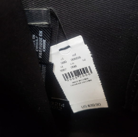 NWT Express Faux Leather Clutch - Picture 2 of 4